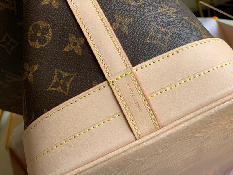 LOV - Luxurious Totes - 2193