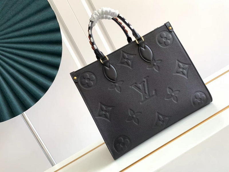 LOV - Luxurious Totes - 2393