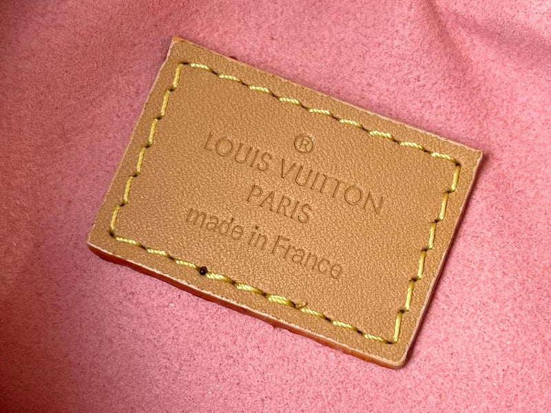 LOV - Luxurious Totes - 1984