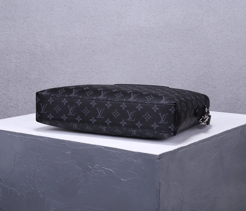 LOV - Luxurious Totes - 2556