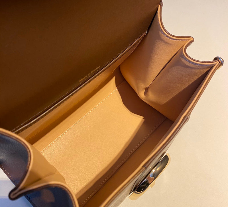 Luxurious Totes - Latest - 6145