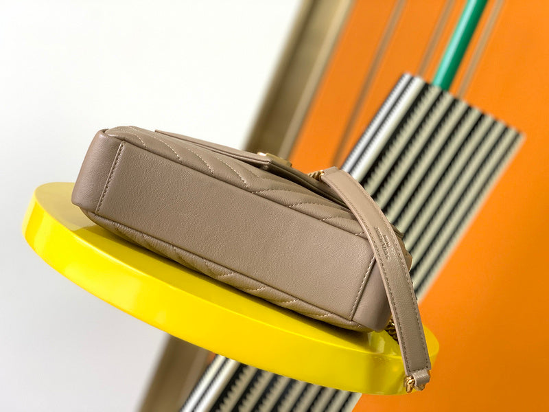 Luxurious Totes - Latest - 8192