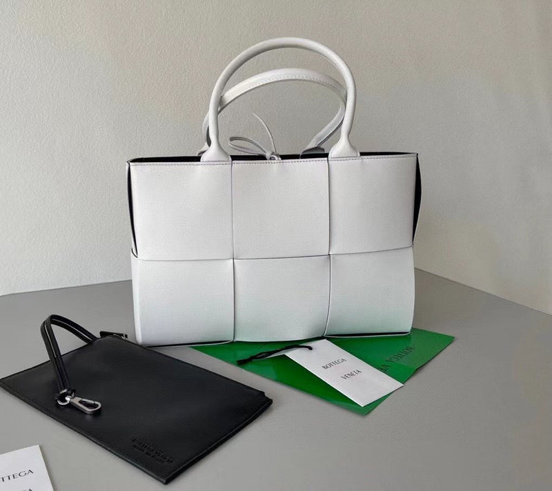 Luxurious-Totes - BV Bags - 1912
