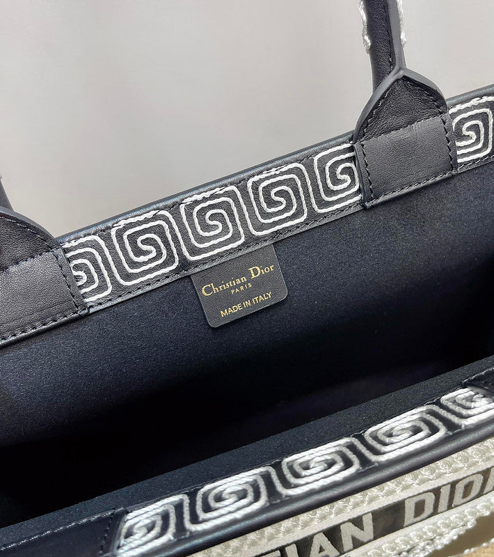 Luxurious Totes - Latest - 6554