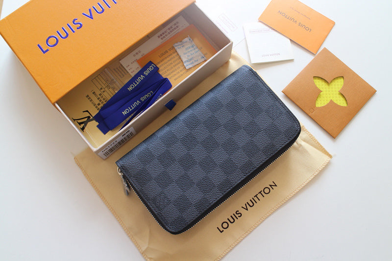 Luxurious Totes - Latest - 832