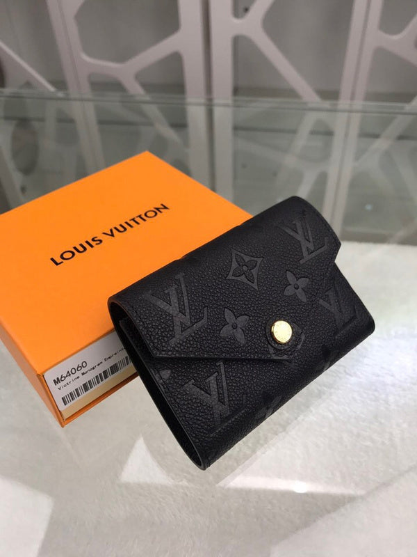 LOV - Luxurious Totes - 2342