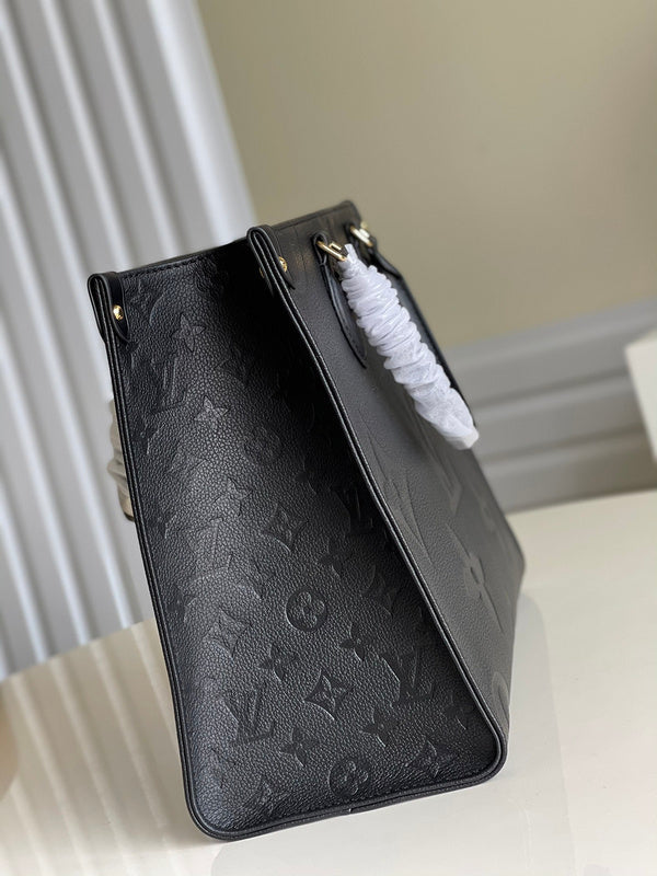 LOV - Luxurious Totes - 2018