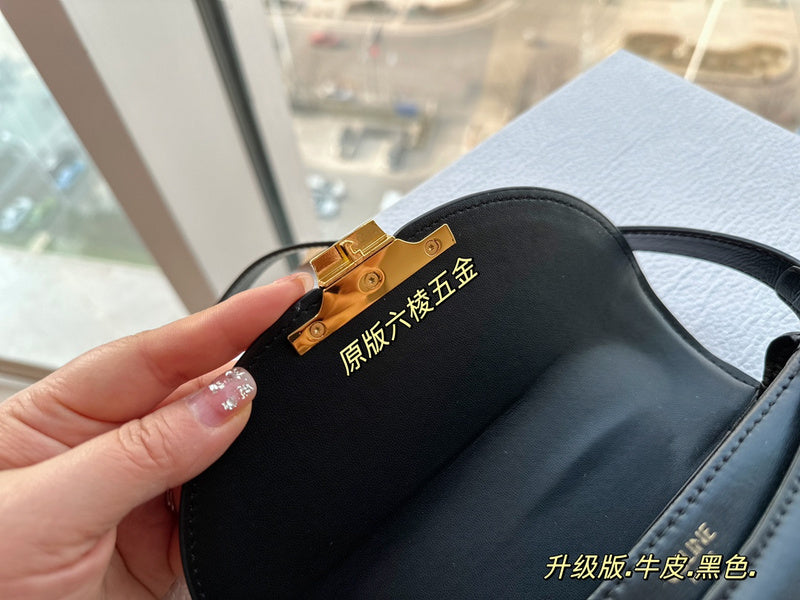 Luxurious Totes - CLE2 Bags - 146