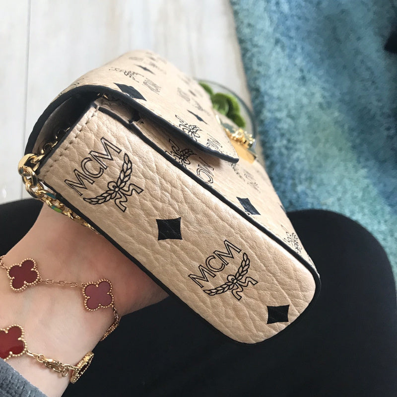 Luxurious Totes - Latest - 7761