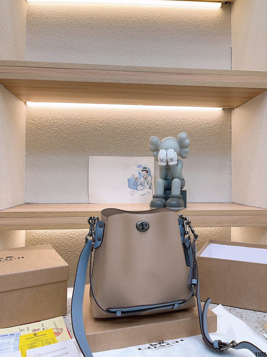 Luxurious Totes - CCH2 Bags - 099