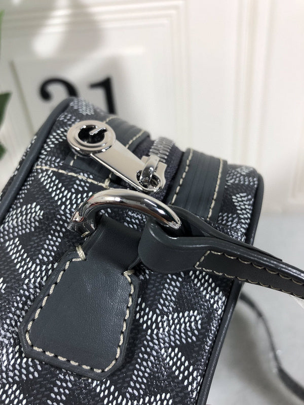 Lux-Totes - GOD Bags - 177