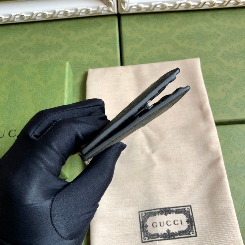 GUI - Luxurious Totes - 406