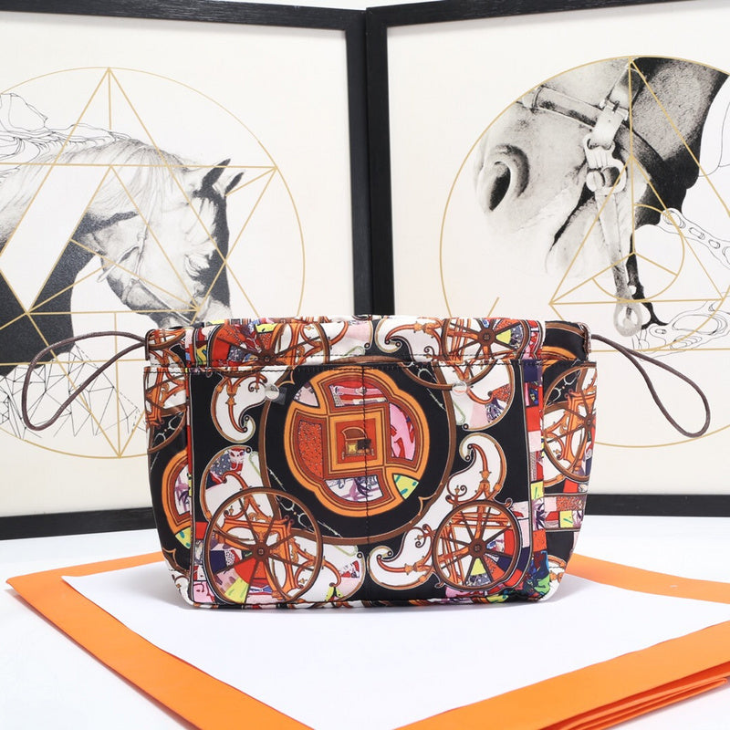 Luxurious Totes - Latest - 6727