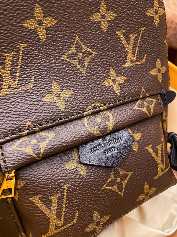 LOV - Luxurious Totes - 1206