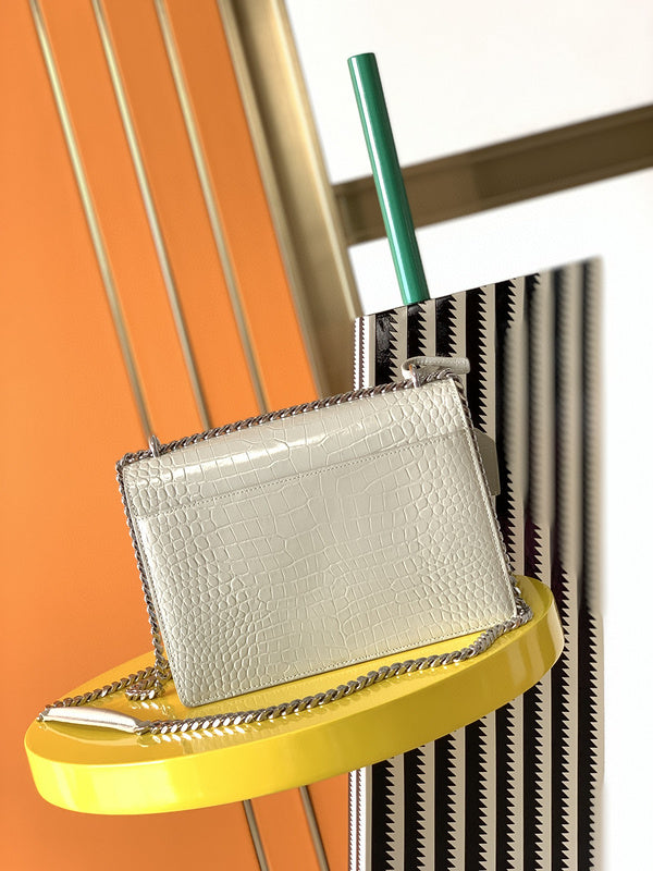 Luxurious Totes - Latest - 8882