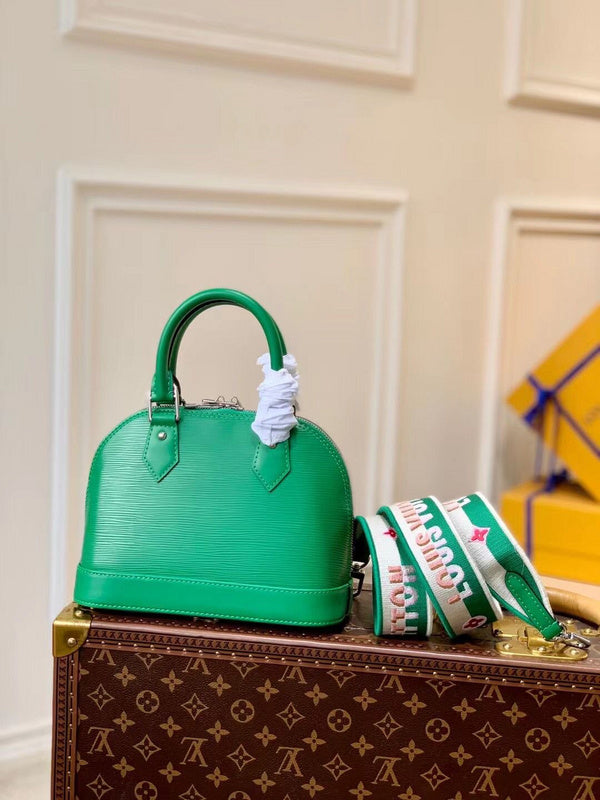 LOV - Luxurious Totes - 1648