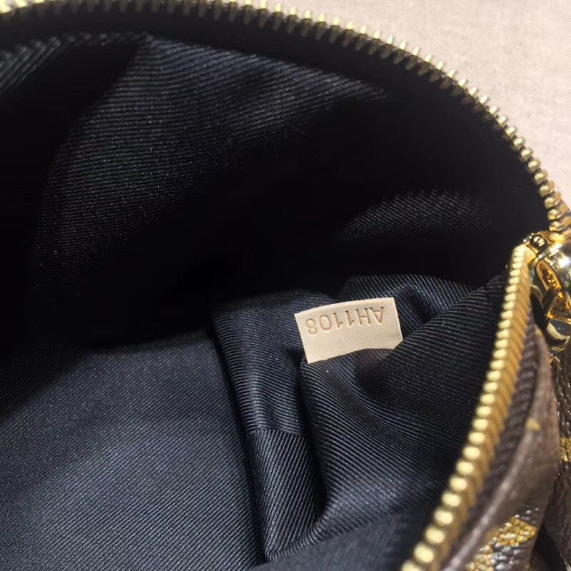 LOV - Luxurious Totes - 2768