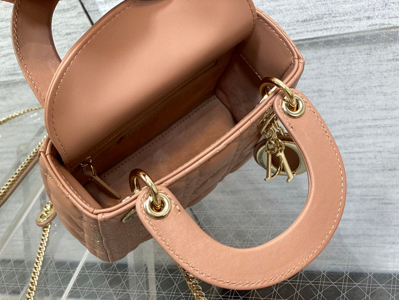 Luxurious Totes - Latest - 6232