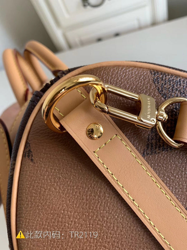 Luxurious Totes - Latest - 9706
