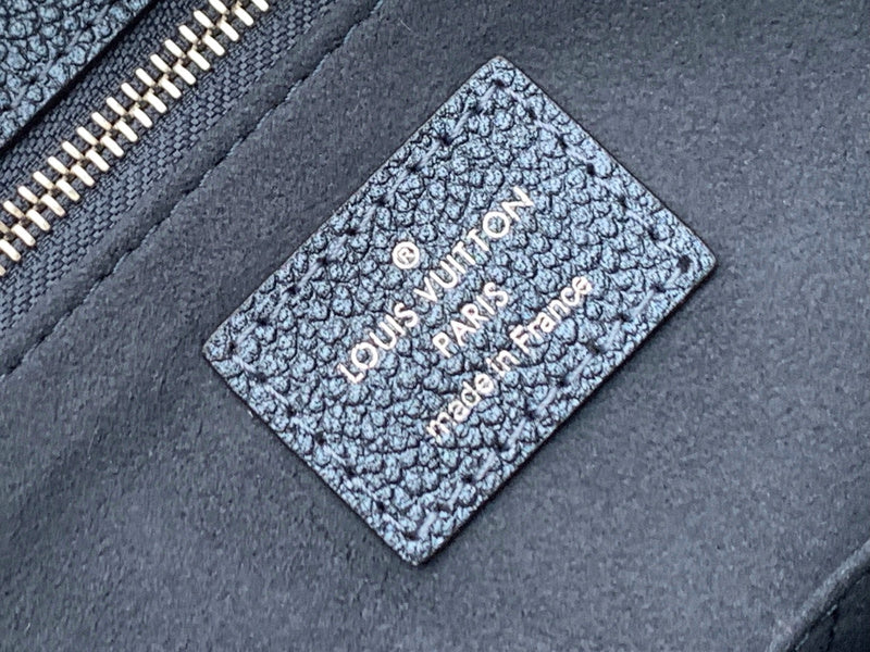 LOV - Luxurious Totes - 2198