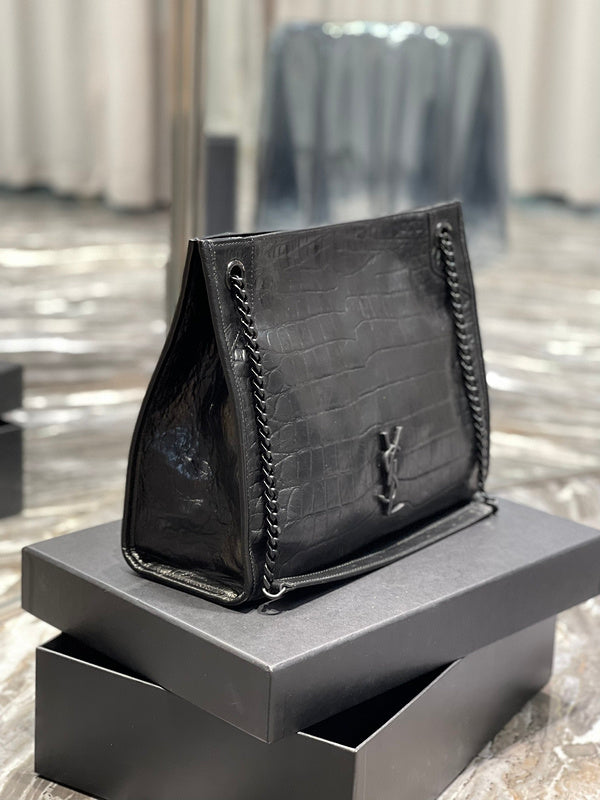 Luxurious Totes - Latest - 8248
