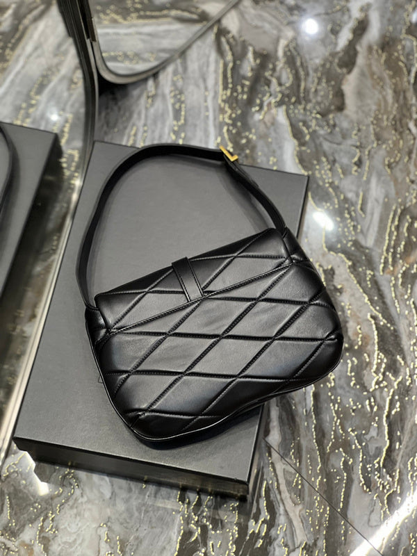 Luxurious Totes - Latest - 8029