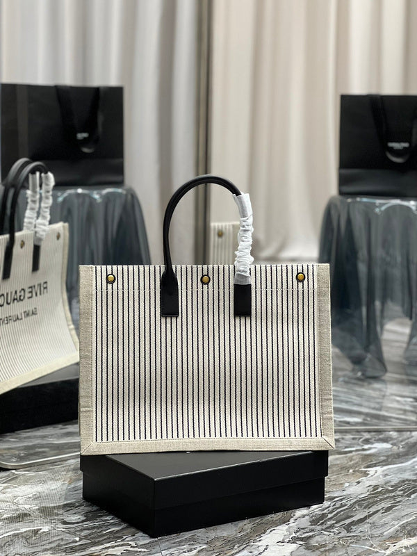 Luxurious Totes - Latest - 8112