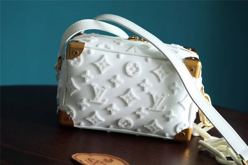 Lux-Totes - LOV Bags - 4040