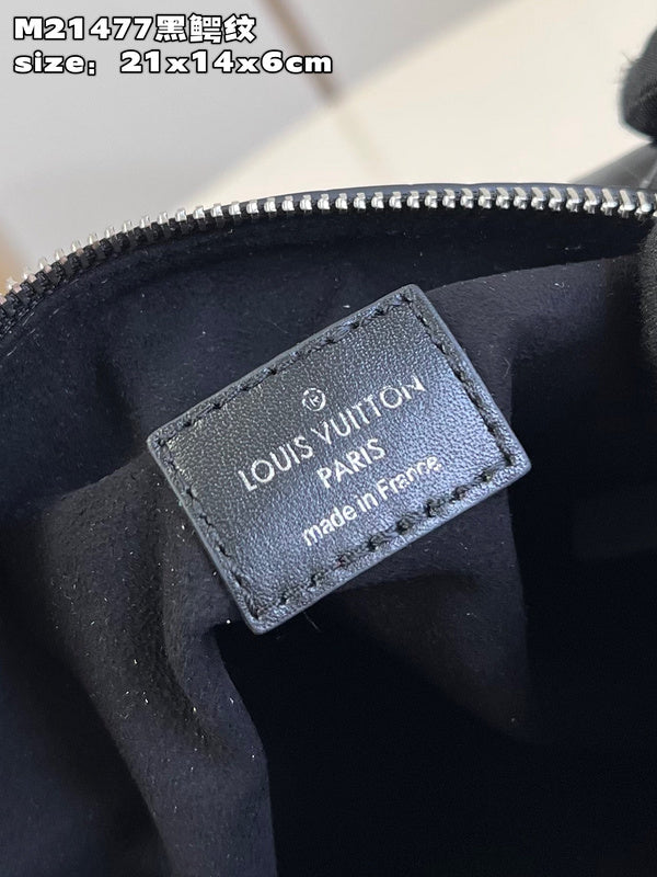LOV - Luxurious Totes - 189