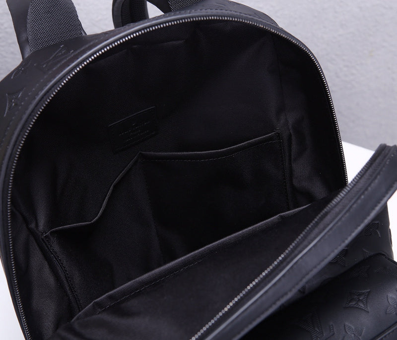 LOV - Luxurious Totes - 2554