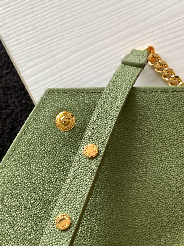Luxurious Totes - Latest - 8181