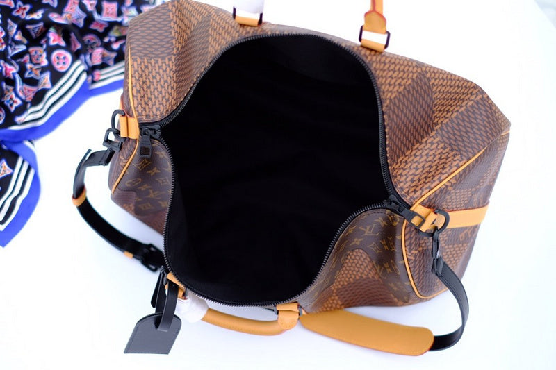 LOV - Luxurious Totes - 404