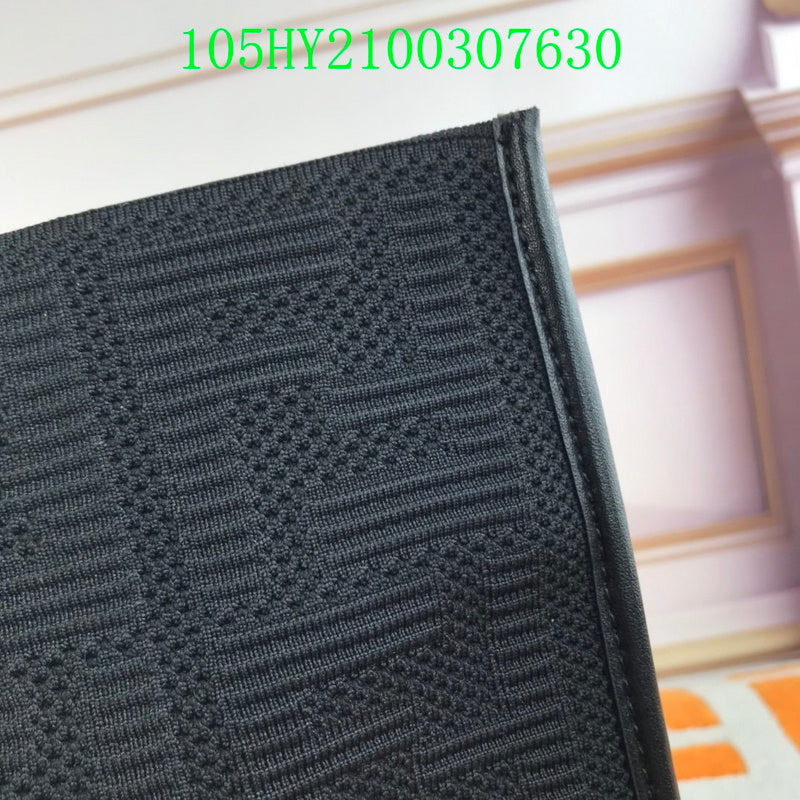 GC - Shoulder - 2754
