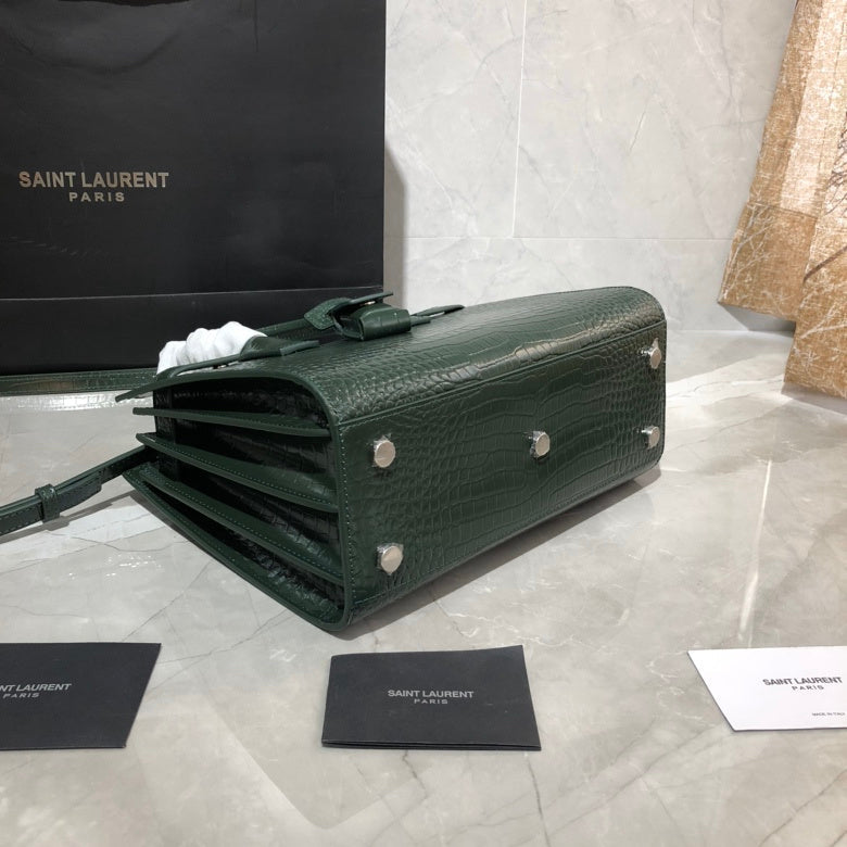 Luxurious Totes - Latest - 9477