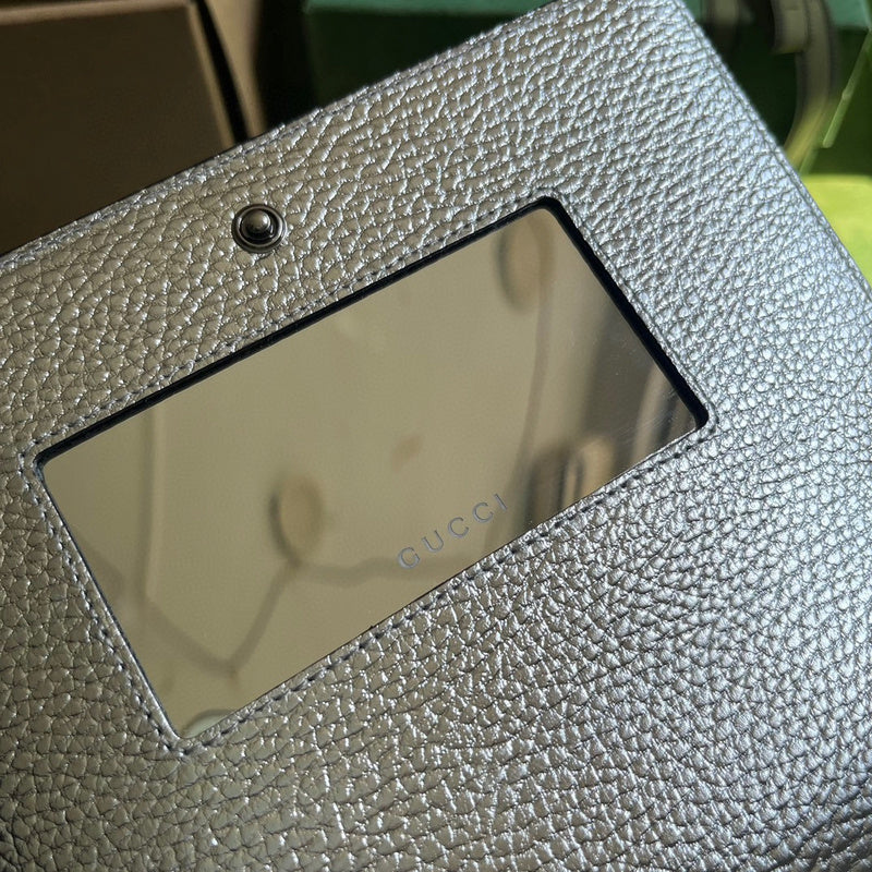 GUI - Luxurious Totes - 060