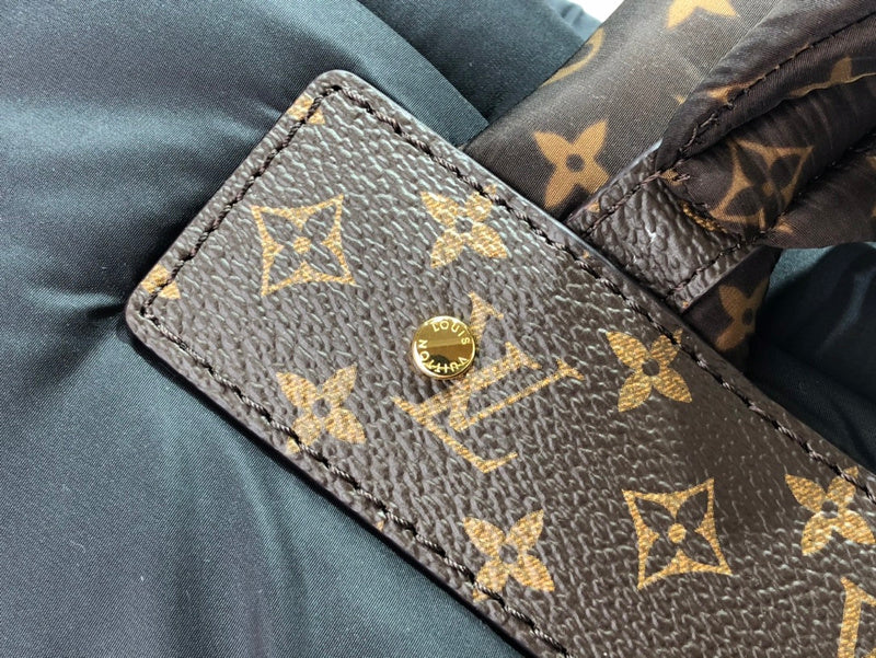 LOV - Luxurious Totes - 1989