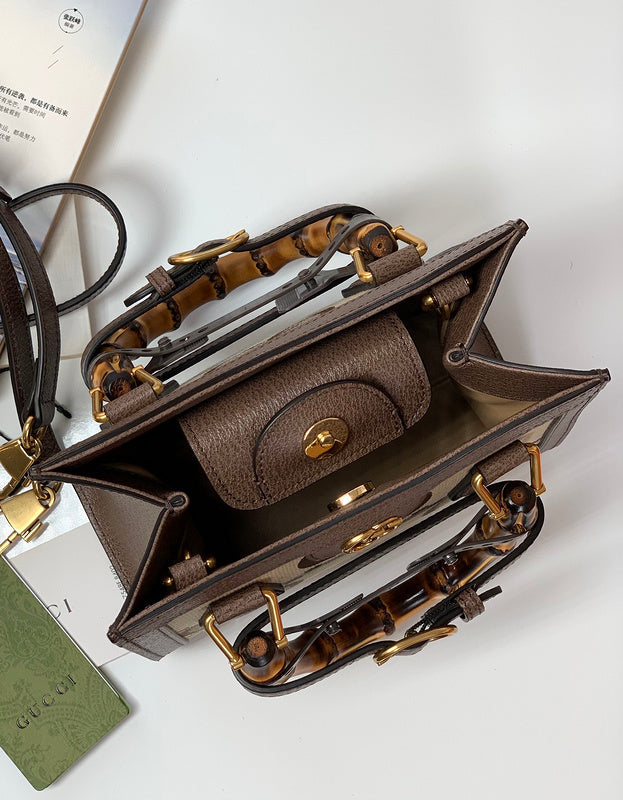 GUI - Luxurious Totes - 1263