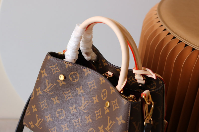 LOV - Luxurious Totes - 1802
