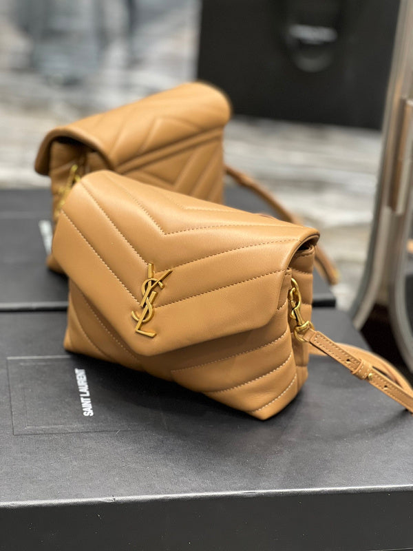 Luxurious Totes - Latest - 8272
