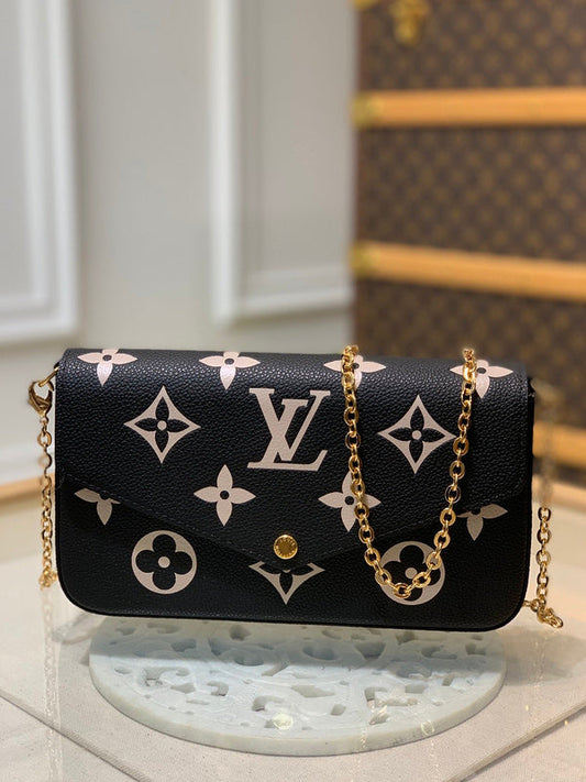 LOV - Luxurious Totes - 2573