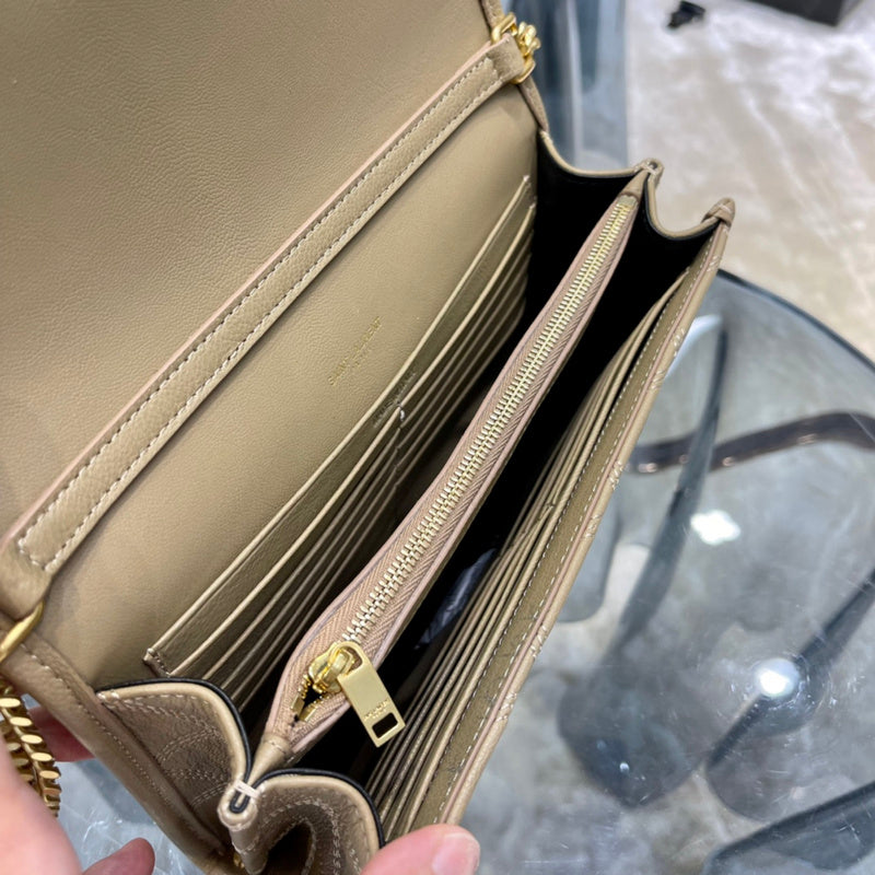 Luxurious Totes - Latest - 8401