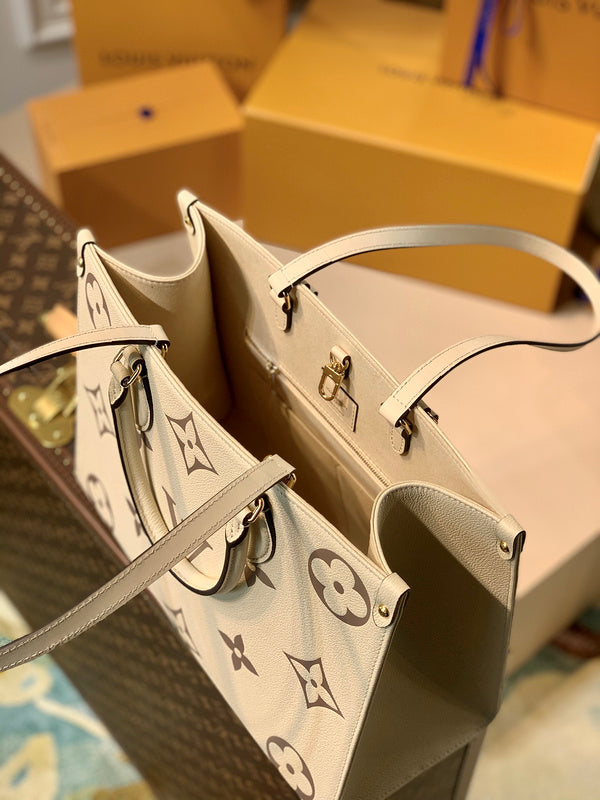 Luxurious Totes - Latest - 1440