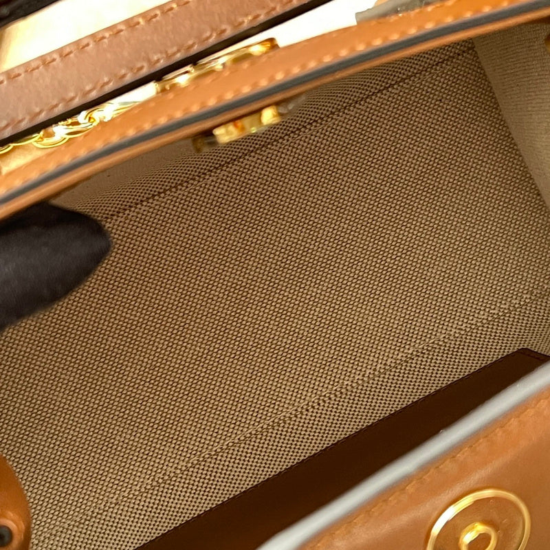 GUI - Luxurious Totes - 466