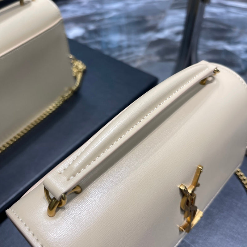 Luxurious Totes - Latest - 8235