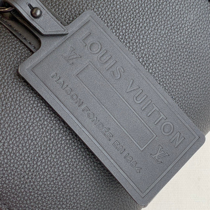 LOV - Luxurious Totes - 1899