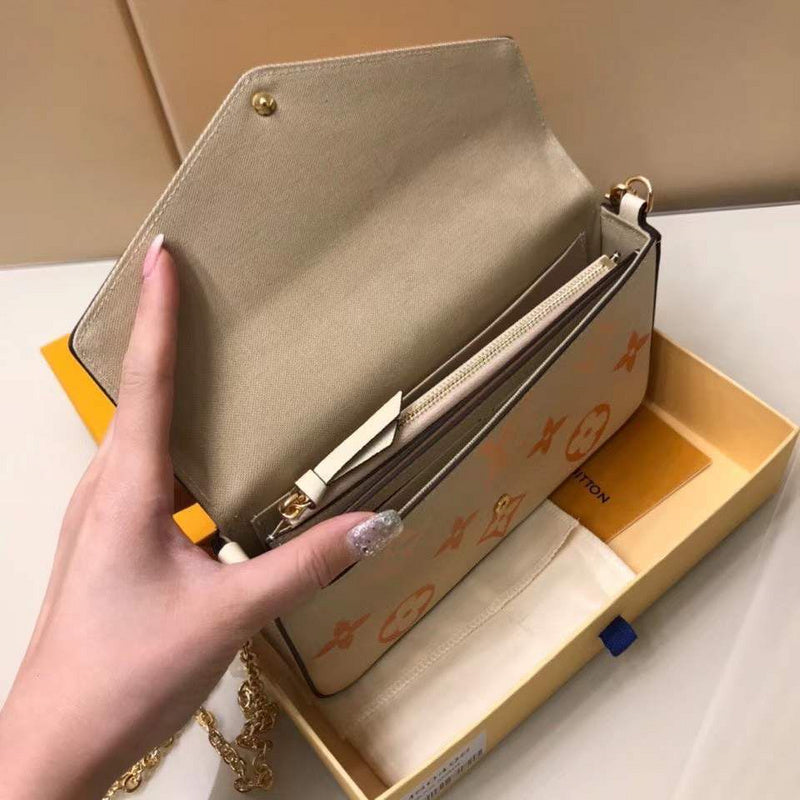 LOV - Luxurious Totes - 2464