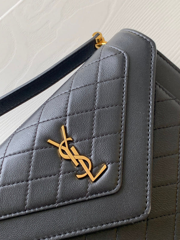 Luxurious Totes - Latest - 8162