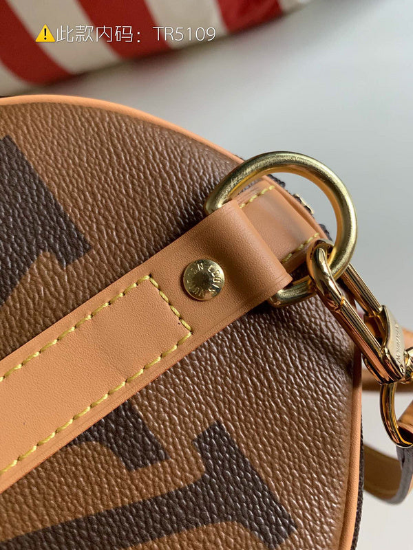 Luxurious Totes - Latest - 9707