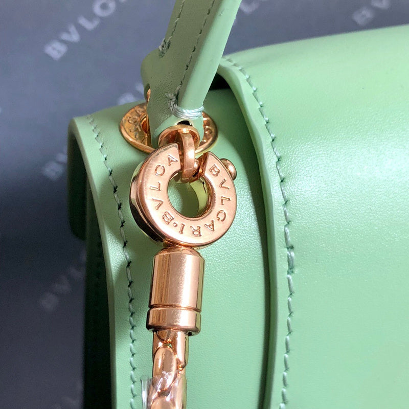 Luxurious Totes - Latest - 4900