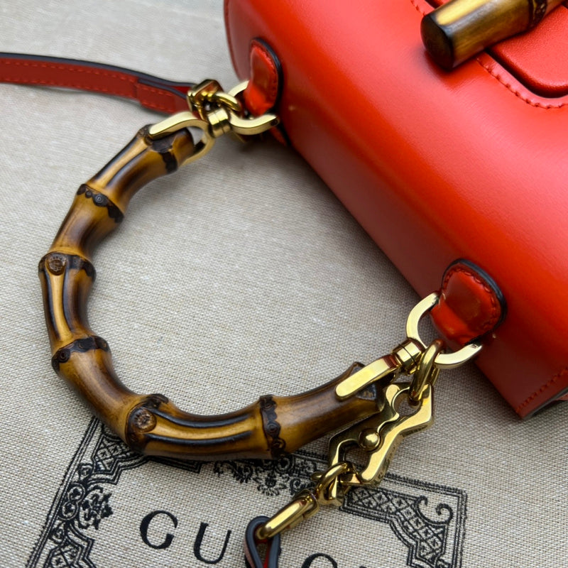 GUI - Luxurious Totes - 079